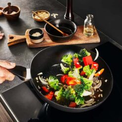 Chảo sâu lòng Tefal G28919 Hard Titanium Pro 28cm