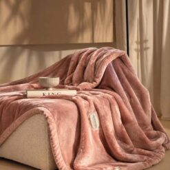 Chăn thỏ Freemond size King 2,33 x 2,48m