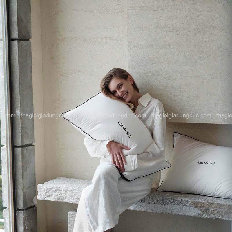 Ruột gối lông vũ LM MESER 48x74cm