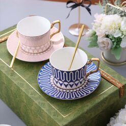 Set 2 cốc trà chiều kèm thìa và đĩa lót